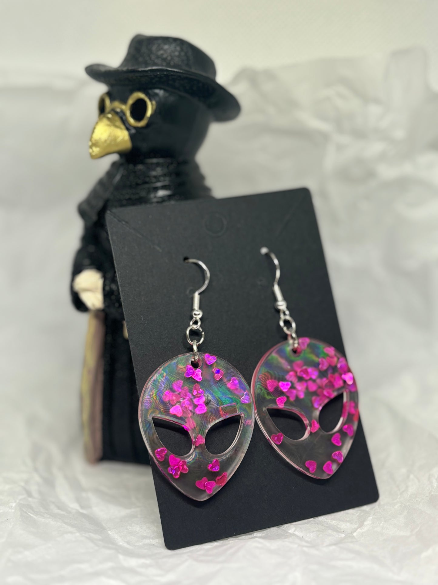 Alien Earrings (Magenta Hearts)