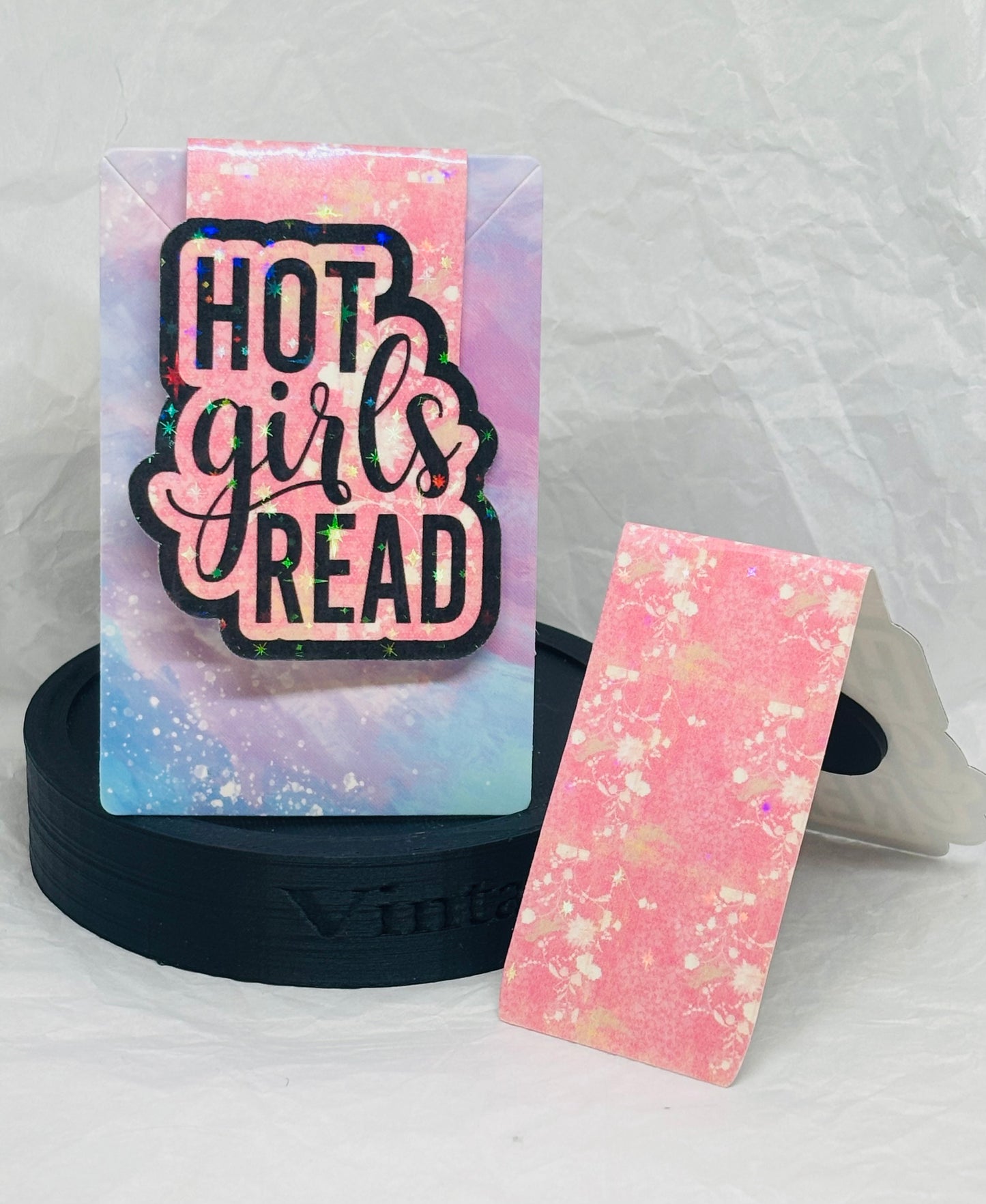 Hot Girls Read Bookmark (Magnetic)