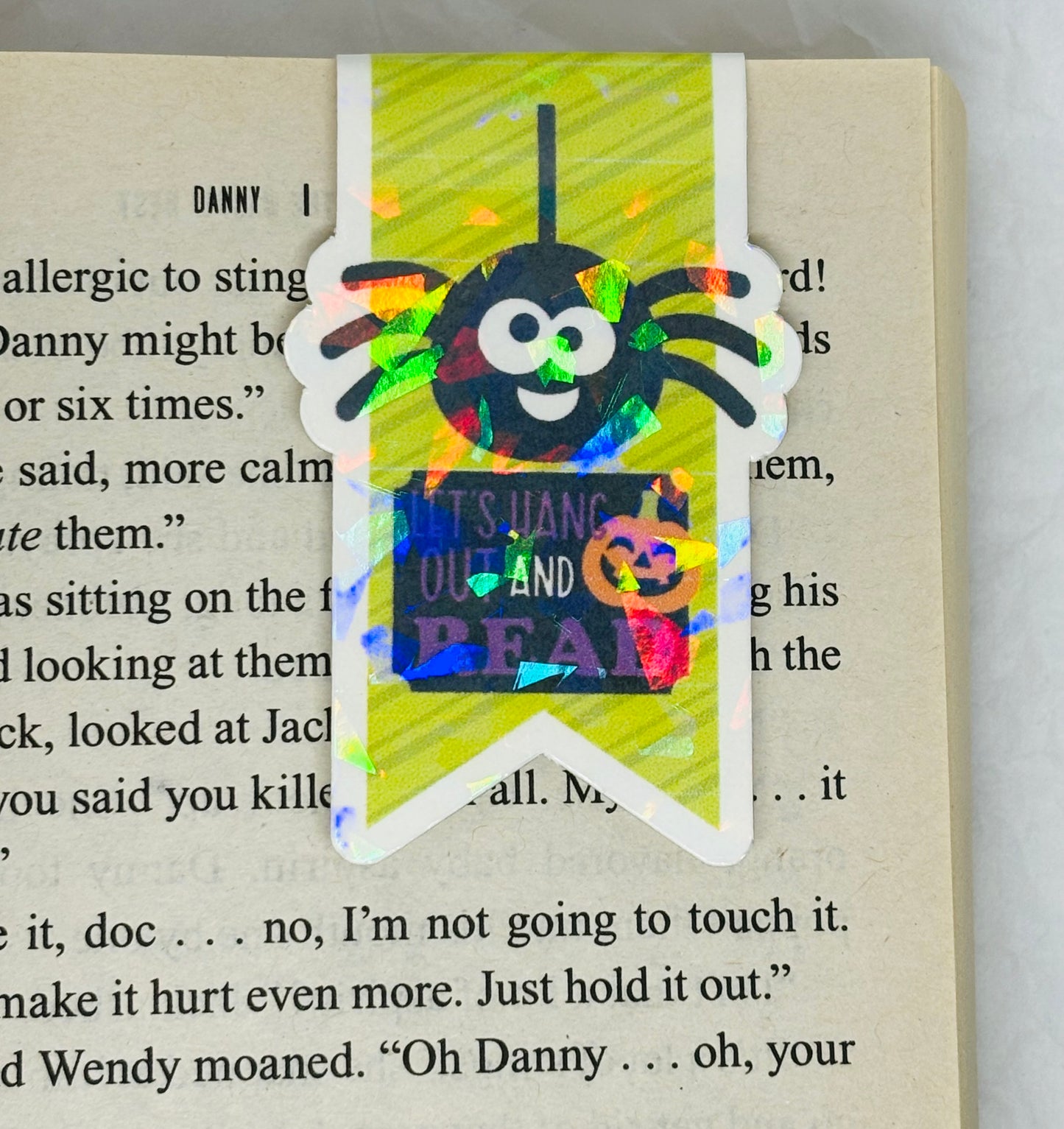 Let’s Hang Out & Read Bookmark (Magnetic)